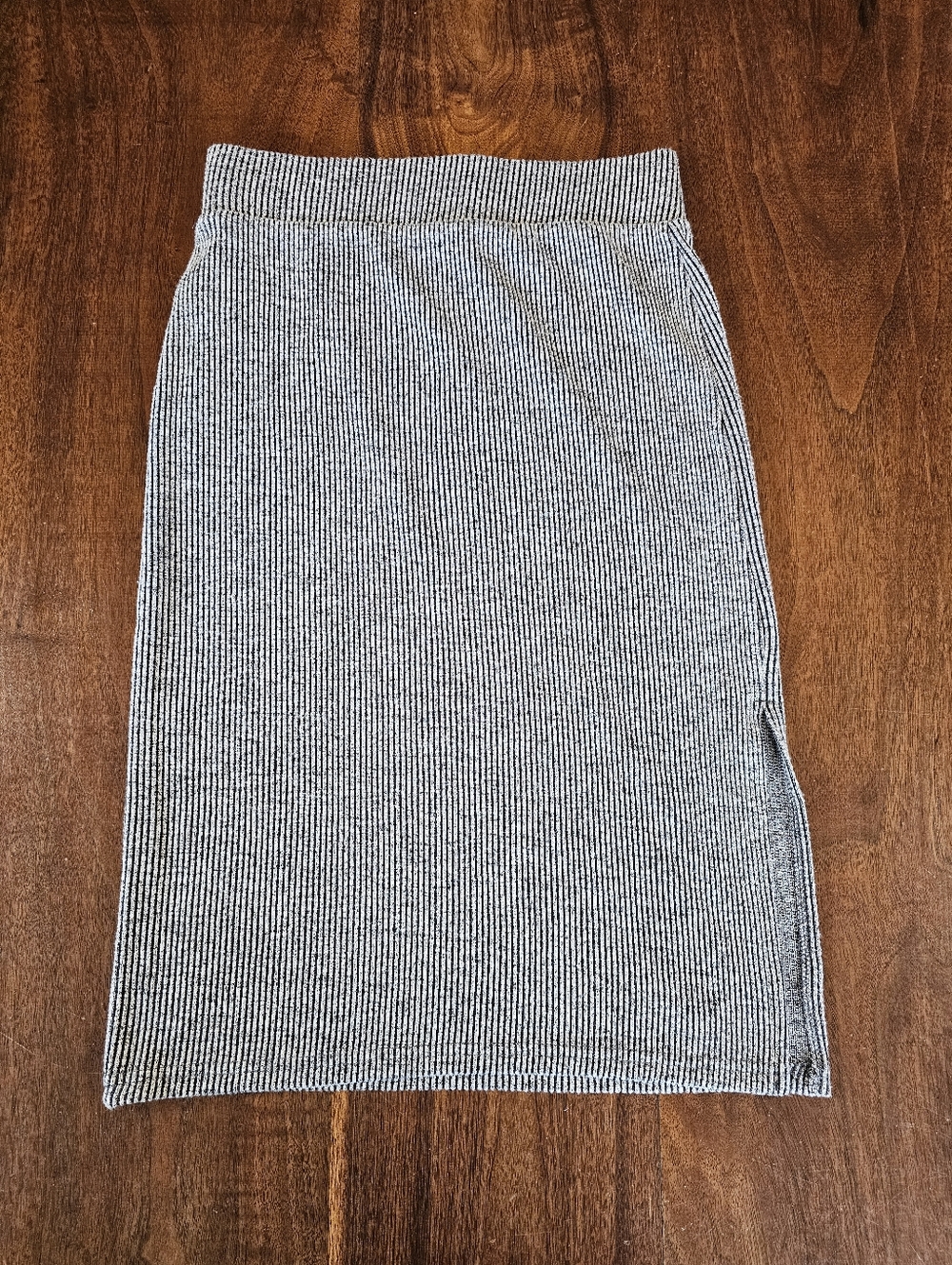 Time And Tru Ribbed Body Con Skirt Black and White Size Small